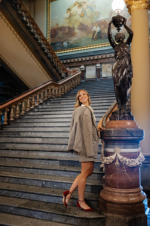 2U9A9393